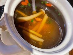 山野针菌汤-韵秋荷(宝山龙湖天街店)
