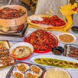 各位夜猫子们，这里有一家宝藏夜宵店强势来袭—