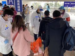 -上海站南广场-停车场