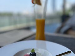 -MONICH牛排融合餐厅(和义大道购物中心店)