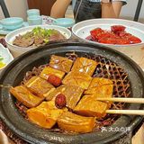 邯郸是真颠儿啊！！！吃个饭还带把脉……绝了！