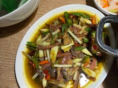 -李子坝梁山鸡(北碚万达五鸡哥店)