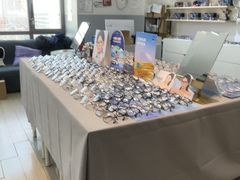 -天空之镜眼镜店蔡司依视路授权店(天通苑店)