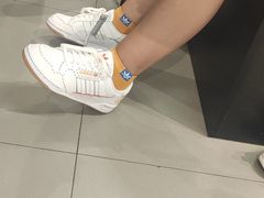 -阿迪达斯(八方汇精品优惠店)