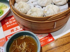 -馋三尺蟹粉小笼(人民广场店)