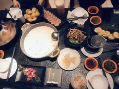 -煲宫猪肚鸡(昆山金鹰国际购物中心店)