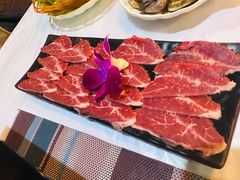 -鲜入围煮花胶鸡海鲜火锅
