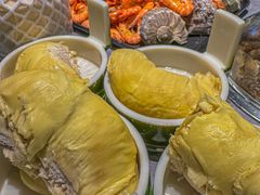 鲜榴莲-奔海甄选·活鲜刺身铁板烧自助(太原里店)