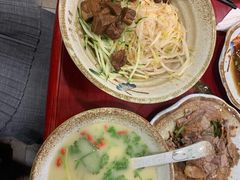 -金杨拉面王小吃面馆·牛三宝面·红烧牛肉粉