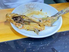 -东北烧烤铁锅炖水库鱼