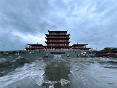 -曹操地下运兵道景区