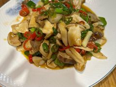 -头上红煨盐鸡·非遗院子餐厅