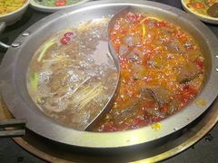 -沸炉重庆老火锅(军事博物馆店)