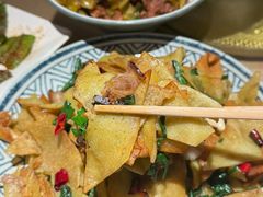 -霄汉牛三鲜湖北砂锅菜(万松园2店)