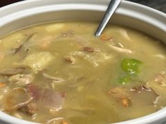 -蔼若春.传承三十年云南菜(金碧公园店)