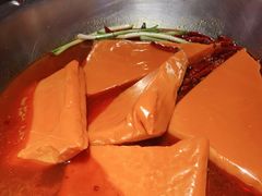 -王婆乔鲜鱼自助火锅(蜀汉路店)