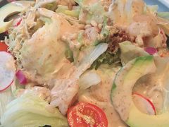 牛油果大虾沙拉-JUKEBOX玖部音乐餐厅(华侨城店)