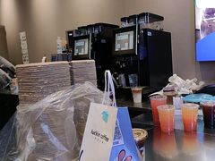-瑞幸咖啡(同和金铂天地店)