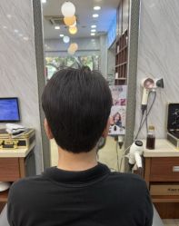 -迪龙发廊