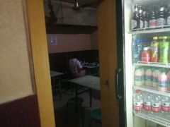 -梁老三麻辣鸡头总店