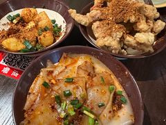 -张翻越·川渝冒菜·武汉黑鸭煲(城北万象城店)