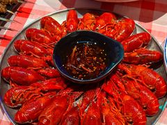 -肥小宝·金牌油焖大虾(襄阳龙虾地标店)