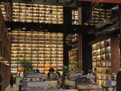 -半山书局(新世纪商城店)