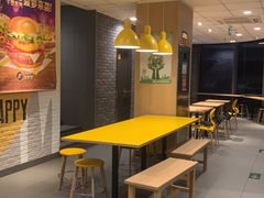 用餐区-麦当劳(东石东一路店)