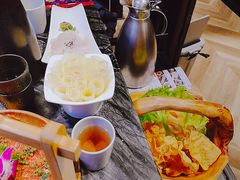 -热火朝天鲜切牛肉火锅(南强街巷店)