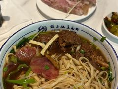 -镇南锅盖面馆(解放路店)