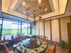 -梁子湖东篱老屋生态庄园