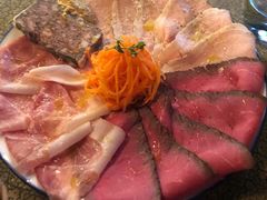-羽深肉铺 Steak & Wine