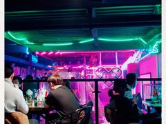 -vimi便利店酒吧