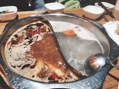 鸳鸯锅底-傣妹火锅(南京东路一店)