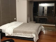 -寓米精品公寓(普君北路地铁站店)