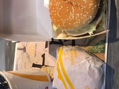 -麦当劳(滨河路DT店)