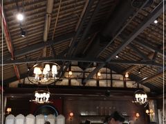 -铜锣湾·有麝自然香(重庆新天地店)