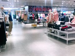 -美特斯邦威(新天地购物中心店)