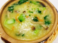 砂锅鲜菌排骨粥-嘉和一品粥(首经贸店)
