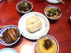 -窄巷子陕菜馆·地道陕西菜(粉巷店)