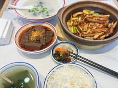 -赵财财·肠粉·煲仔饭(华润万象城店)