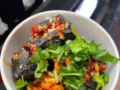 -黑色经典臭豆腐·湖南特产(步行街店)