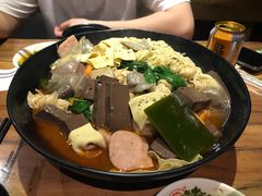 -万记麻辣烫国展总店