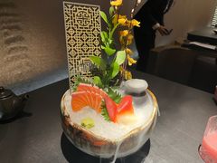 -蟹犇前•帝王蟹雪蟹(陆家嘴店)