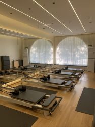 -依灵瑜伽普拉提连锁