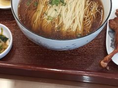 -百年老字号·观振兴蟹黄面·三虾面·苏式面(观前街富仁坊巷店)