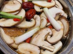 汤锅-德香苑脆皮烤鸭·经典(爱融荟城店)