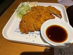 配辣酱油的炸猪排-南小馆(迪士尼小镇店)