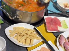-四季喧黔味豆米火锅(万达广场店)