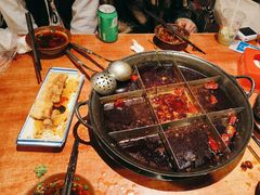 -周小明火锅(黑金冠社区店)